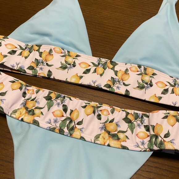 Sun Bae Bikini - Picture 2 of 5